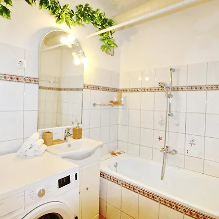 Cosy Castle Apartment Budapest Exterior photo